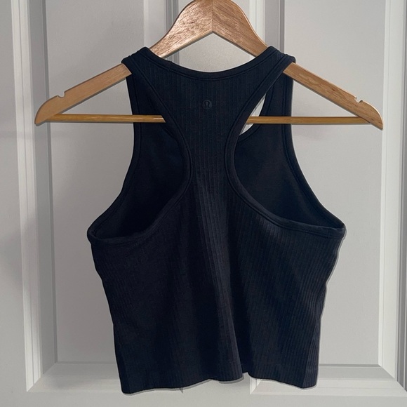 Lululemon Ebb To Street Racerback Crop Tank
Black Charcoal Grey W1CJUS $58 Sz 6 - Picture 4 of 7
